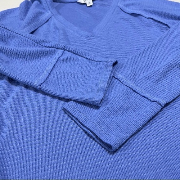 Wildfox Long Sleeve V-Neck Haley Brushed Cozy Sweater Top Periwinkle Blue - Picture 8 of 11